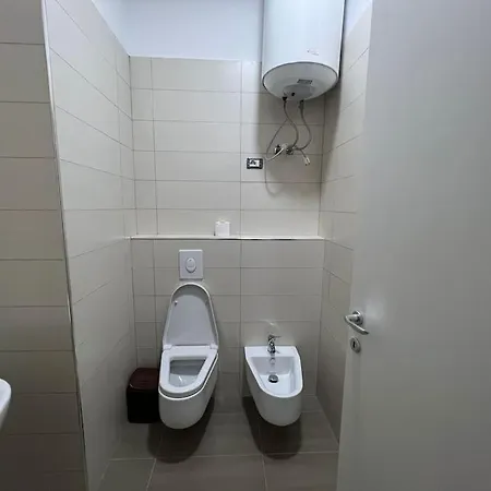 Thyamis Apartamento *